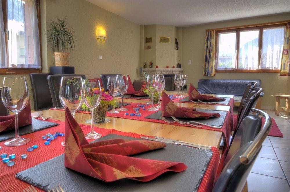 Reves Gourmands, Hotellerie & Gastronomie Vernayaz Exterior foto
