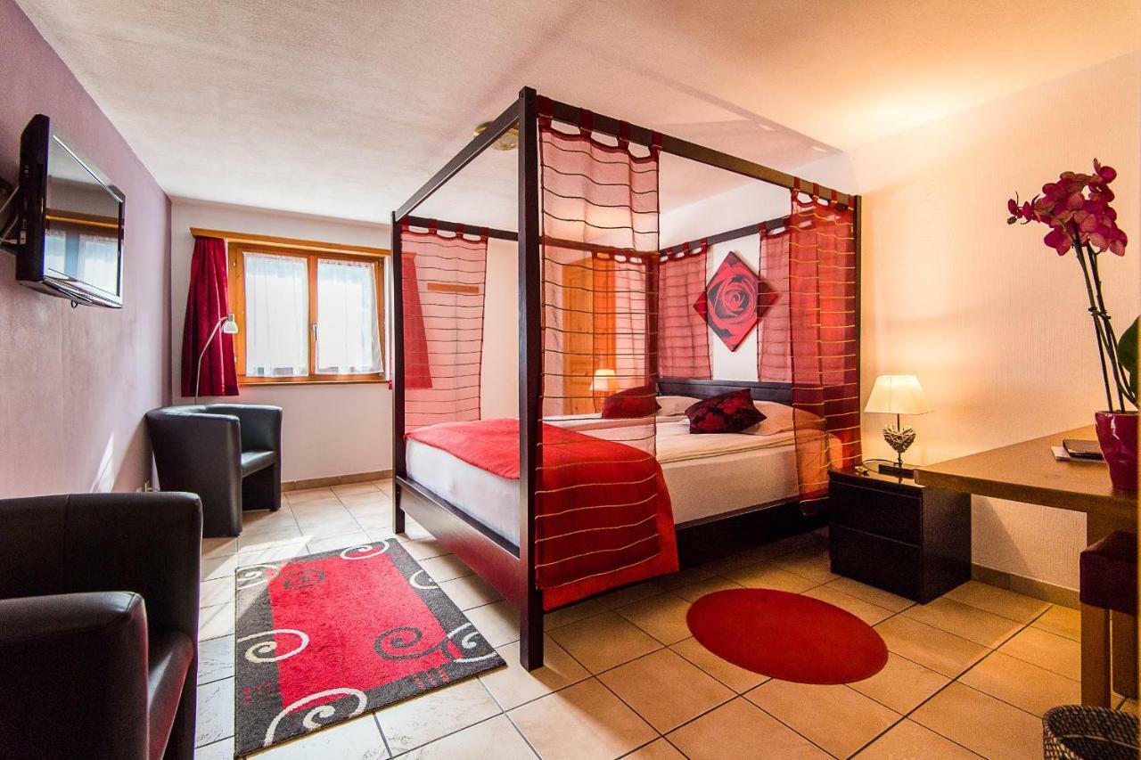 Reves Gourmands, Hotellerie & Gastronomie Vernayaz Exterior foto